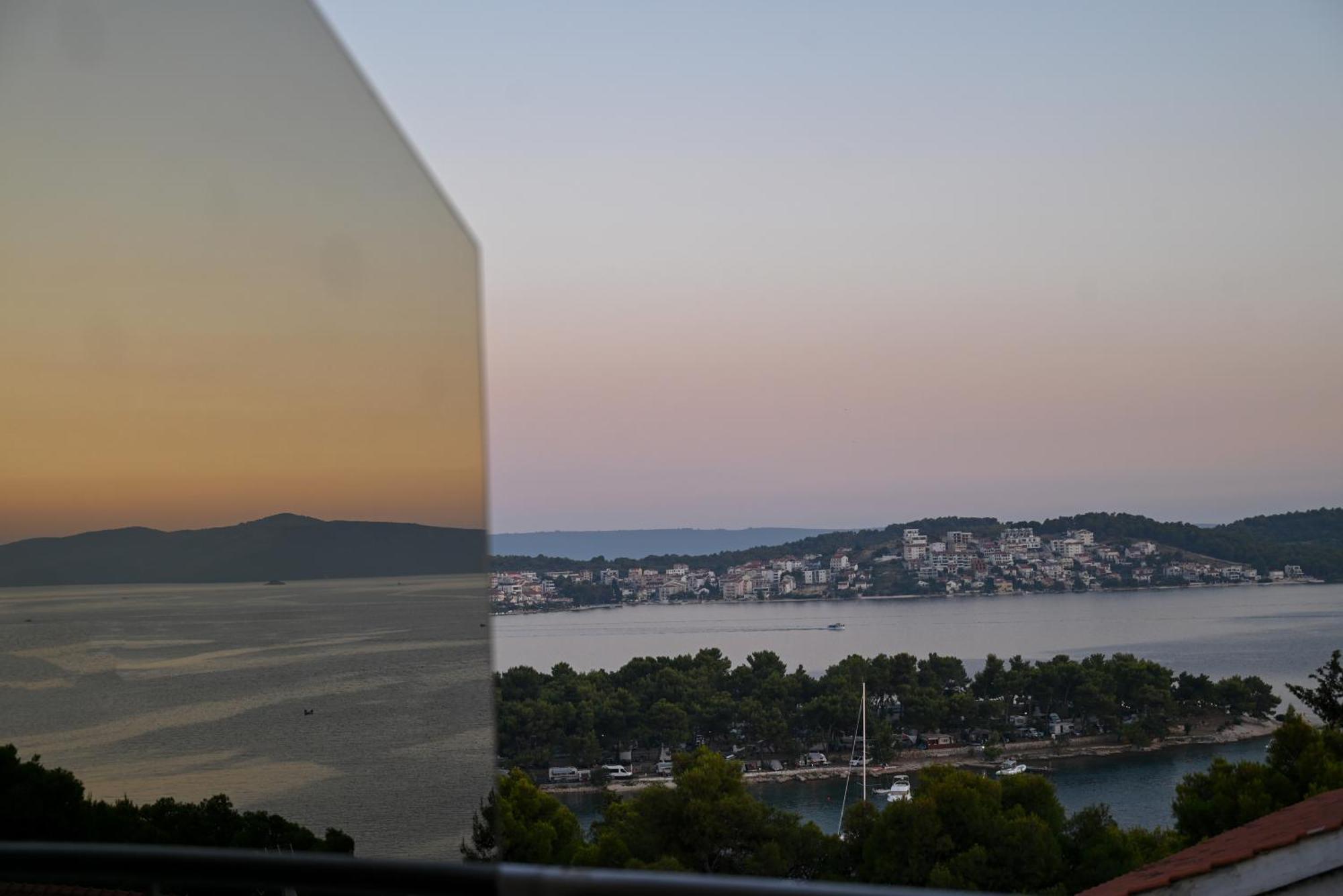 Sunny Place With Sea View Trogir Exterior photo